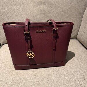 Michael Kors Jet Set Travel Small Saffiano Leather Top-Zip Tote Bag